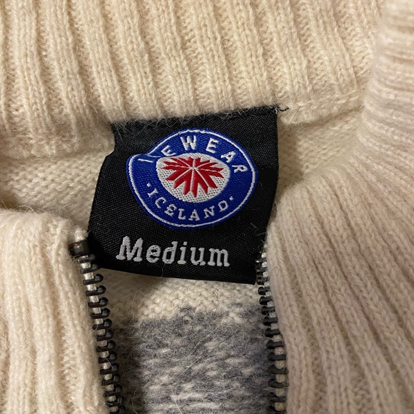 Icelandic Wool Zip-Up Sweater Size M - Picture 2 of 3
